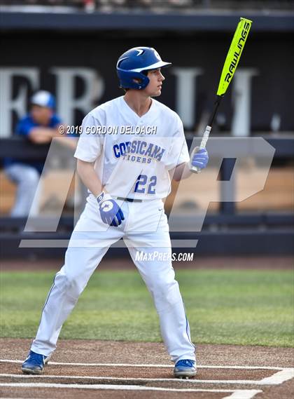 Thumbnail 3 in Corsicana vs. Joshua (UIL 5A Regional Quarterfinal) photogallery.
