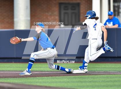 Thumbnail 3 in Corsicana vs. Joshua (UIL 5A Regional Quarterfinal) photogallery.