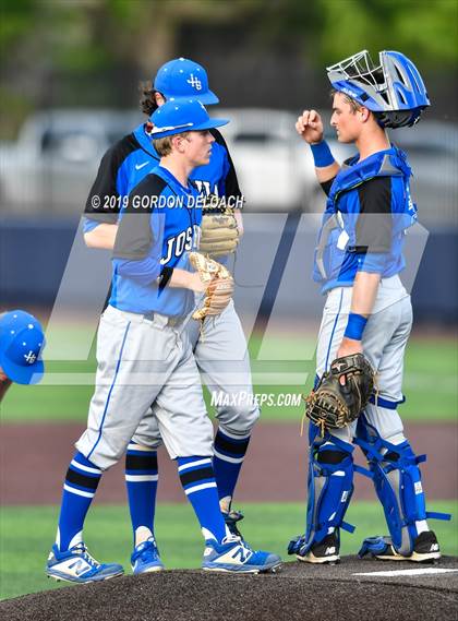 Thumbnail 1 in Corsicana vs. Joshua (UIL 5A Regional Quarterfinal) photogallery.