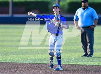 Thumbnail 1 in Corsicana vs. Joshua (UIL 5A Regional Quarterfinal) photogallery.