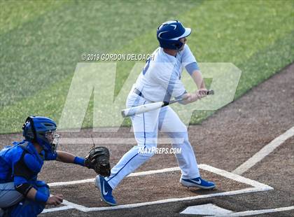 Thumbnail 3 in Corsicana vs. Joshua (UIL 5A Regional Quarterfinal) photogallery.