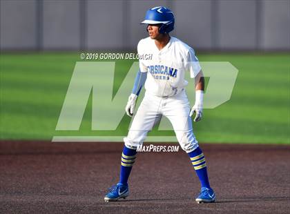 Thumbnail 2 in Corsicana vs. Joshua (UIL 5A Regional Quarterfinal) photogallery.