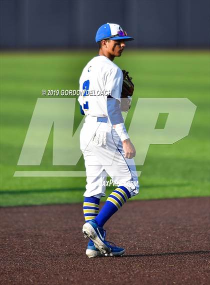 Thumbnail 3 in Corsicana vs. Joshua (UIL 5A Regional Quarterfinal) photogallery.