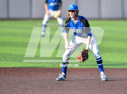 Thumbnail 2 in Corsicana vs. Joshua (UIL 5A Regional Quarterfinal) photogallery.