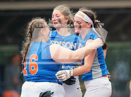 Thumbnail 1 in Edison vs. Warsaw (NYSPHSAA Class C Final) photogallery.