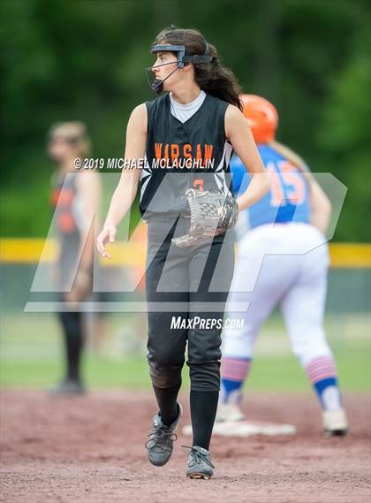 Thumbnail 2 in Edison vs. Warsaw (NYSPHSAA Class C Final) photogallery.