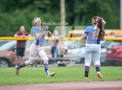 Thumbnail 2 in Edison vs. Warsaw (NYSPHSAA Class C Final) photogallery.