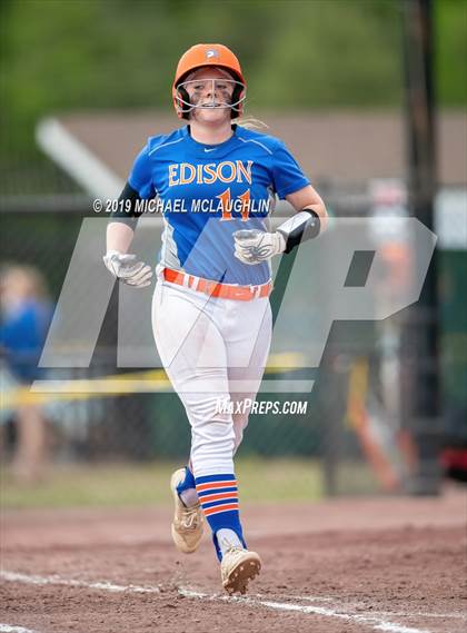 Thumbnail 1 in Edison vs. Warsaw (NYSPHSAA Class C Final) photogallery.