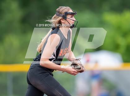 Thumbnail 1 in Edison vs. Warsaw (NYSPHSAA Class C Final) photogallery.