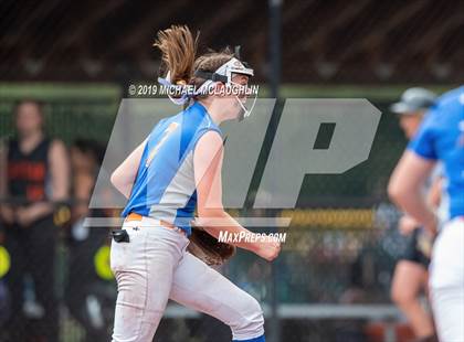 Thumbnail 2 in Edison vs. Warsaw (NYSPHSAA Class C Final) photogallery.