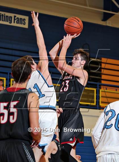 Thumbnail 1 in Landrum vs. Central Hardin  (Smoky Mountain Classic Christmas Tournament) photogallery.