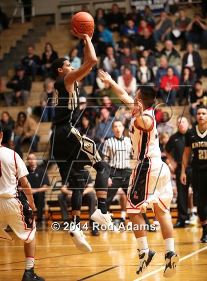 Thumbnail 3 in Lincoln vs. Lincoln Southeast (Heartland Athletic Conference Tournament) photogallery.
