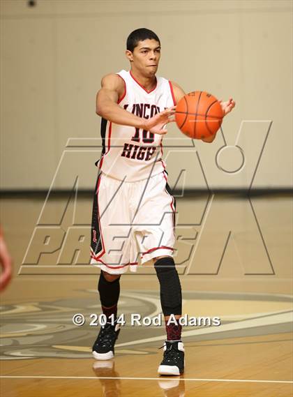 Thumbnail 3 in Lincoln vs. Lincoln Southeast (Heartland Athletic Conference Tournament) photogallery.
