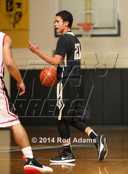 Thumbnail 2 in Lincoln vs. Lincoln Southeast (Heartland Athletic Conference Tournament) photogallery.