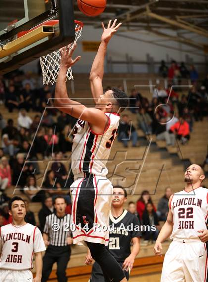 Thumbnail 3 in Lincoln vs. Lincoln Southeast (Heartland Athletic Conference Tournament) photogallery.
