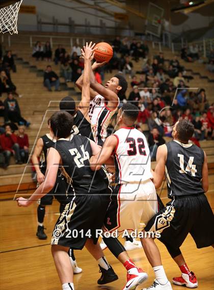 Thumbnail 2 in Lincoln vs. Lincoln Southeast (Heartland Athletic Conference Tournament) photogallery.