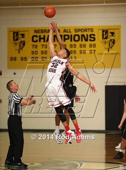 Thumbnail 1 in Lincoln vs. Lincoln Southeast (Heartland Athletic Conference Tournament) photogallery.