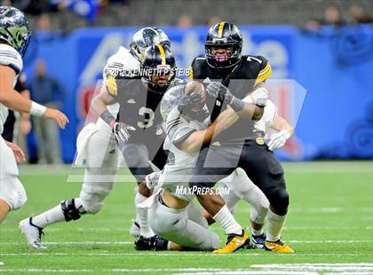 Thumbnail 2 in University Lab vs. St. Thomas More (LHSAA 3A/4A Final)  photogallery.