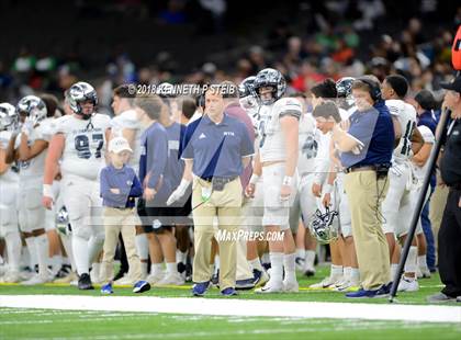 Thumbnail 2 in University Lab vs. St. Thomas More (LHSAA 3A/4A Final)  photogallery.