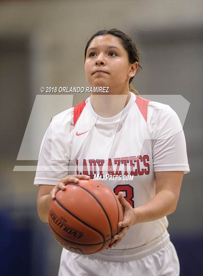 Thumbnail 3 in Central @ Montgomery (37th Annual Aztec Holiday Classic) photogallery.