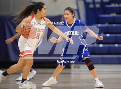 Thumbnail 1 in Central @ Montgomery (37th Annual Aztec Holiday Classic) photogallery.