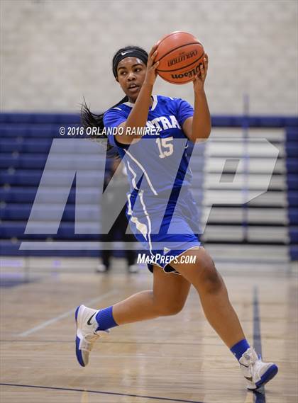 Thumbnail 3 in Central @ Montgomery (37th Annual Aztec Holiday Classic) photogallery.