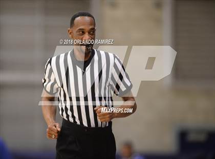 Thumbnail 3 in Central @ Montgomery (37th Annual Aztec Holiday Classic) photogallery.