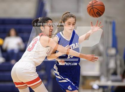 Thumbnail 2 in Central @ Montgomery (37th Annual Aztec Holiday Classic) photogallery.