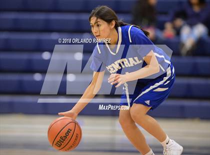 Thumbnail 2 in Central @ Montgomery (37th Annual Aztec Holiday Classic) photogallery.