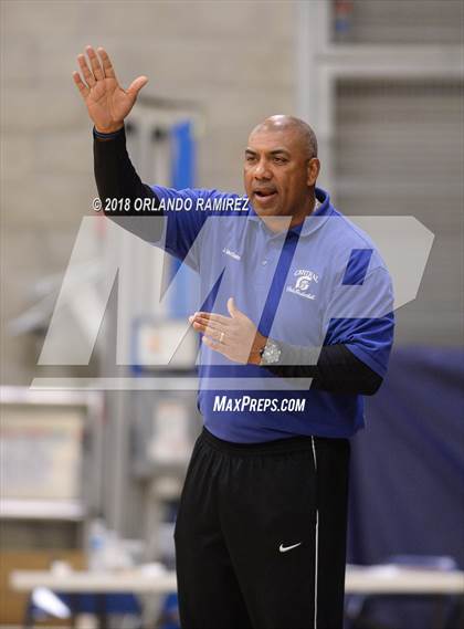 Thumbnail 3 in Central @ Montgomery (37th Annual Aztec Holiday Classic) photogallery.