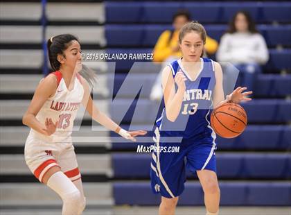 Thumbnail 3 in Central @ Montgomery (37th Annual Aztec Holiday Classic) photogallery.