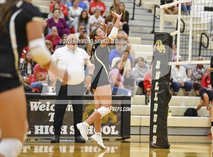 Thumbnail 2 in Frankton @ Lapel  photogallery.