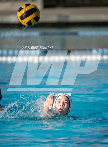 Thumbnail 3 in Point Loma vs. La Costa Canyon photogallery.
