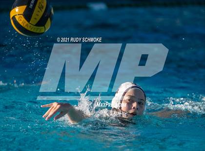 Thumbnail 2 in Point Loma vs. La Costa Canyon photogallery.