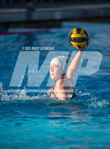 Thumbnail 3 in Point Loma vs. La Costa Canyon photogallery.