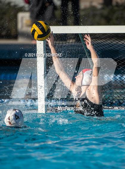 Thumbnail 2 in Point Loma vs. La Costa Canyon photogallery.