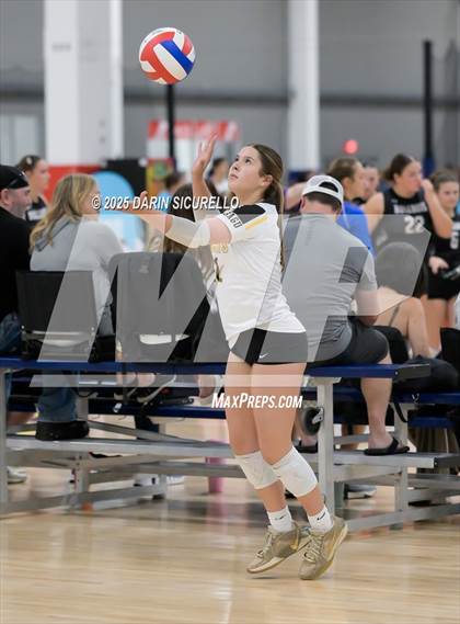 Thumbnail 2 in Rancho vs Saguaro (Nike Tournament of Champions – Southwest) photogallery.