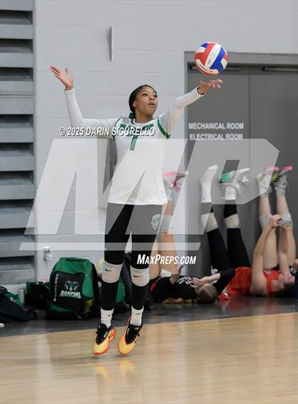 Thumbnail 2 in Rancho vs Saguaro (Nike Tournament of Champions – Southwest) photogallery.
