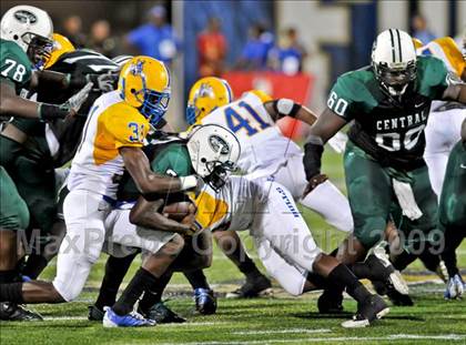 Thumbnail 1 in Northwestern @ Central (5 Days 2 Friday) photogallery.