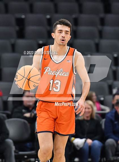 Thumbnail 1 in Pacifica Christian/Orange County vs. San Joaquin Memorial (CIF State D2 Final) photogallery.
