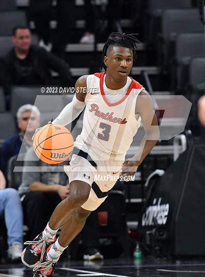 Thumbnail 2 in Pacifica Christian/Orange County vs. San Joaquin Memorial (CIF State D2 Final) photogallery.