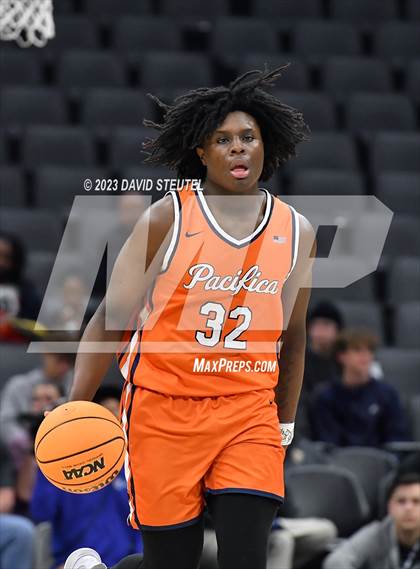 Thumbnail 3 in Pacifica Christian/Orange County vs. San Joaquin Memorial (CIF State D2 Final) photogallery.
