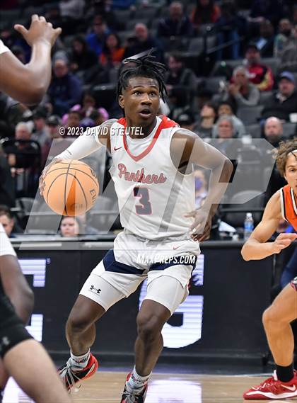 Thumbnail 1 in Pacifica Christian/Orange County vs. San Joaquin Memorial (CIF State D2 Final) photogallery.