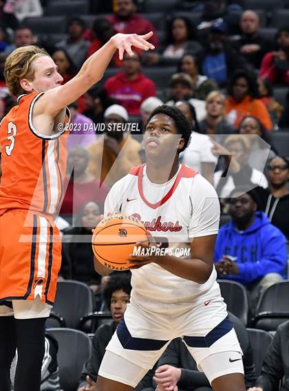 Thumbnail 2 in Pacifica Christian/Orange County vs. San Joaquin Memorial (CIF State D2 Final) photogallery.