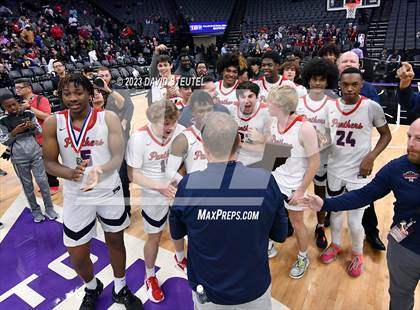 Thumbnail 3 in Pacifica Christian/Orange County vs. San Joaquin Memorial (CIF State D2 Final) photogallery.
