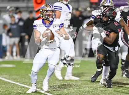Thumbnail 1 in Cartersville @ Warner Robins (GHSA 5A Semifinal) photogallery.