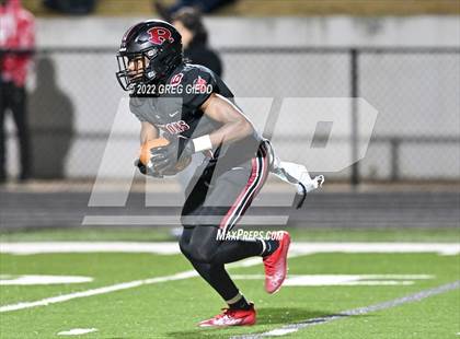 Thumbnail 3 in Cartersville @ Warner Robins (GHSA 5A Semifinal) photogallery.