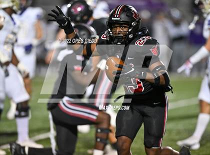 Thumbnail 1 in Cartersville @ Warner Robins (GHSA 5A Semifinal) photogallery.