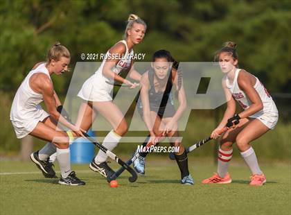 Thumbnail 2 in Hickory @ Princess Anne photogallery.