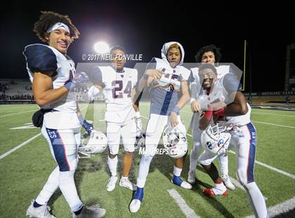 Thumbnail 2 in Allen vs. Martin (UIL 6A Division 1 Region 1 Regional Semifinal) photogallery.